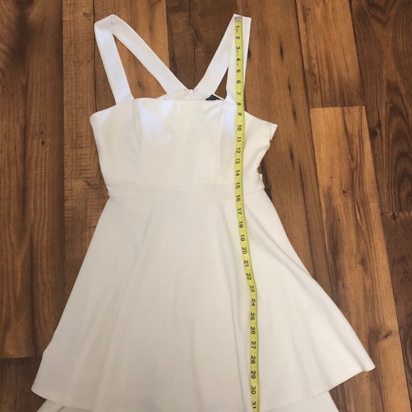 Windsor dress ~white ~ cute for summer Size Medium - Picture 3 of 6